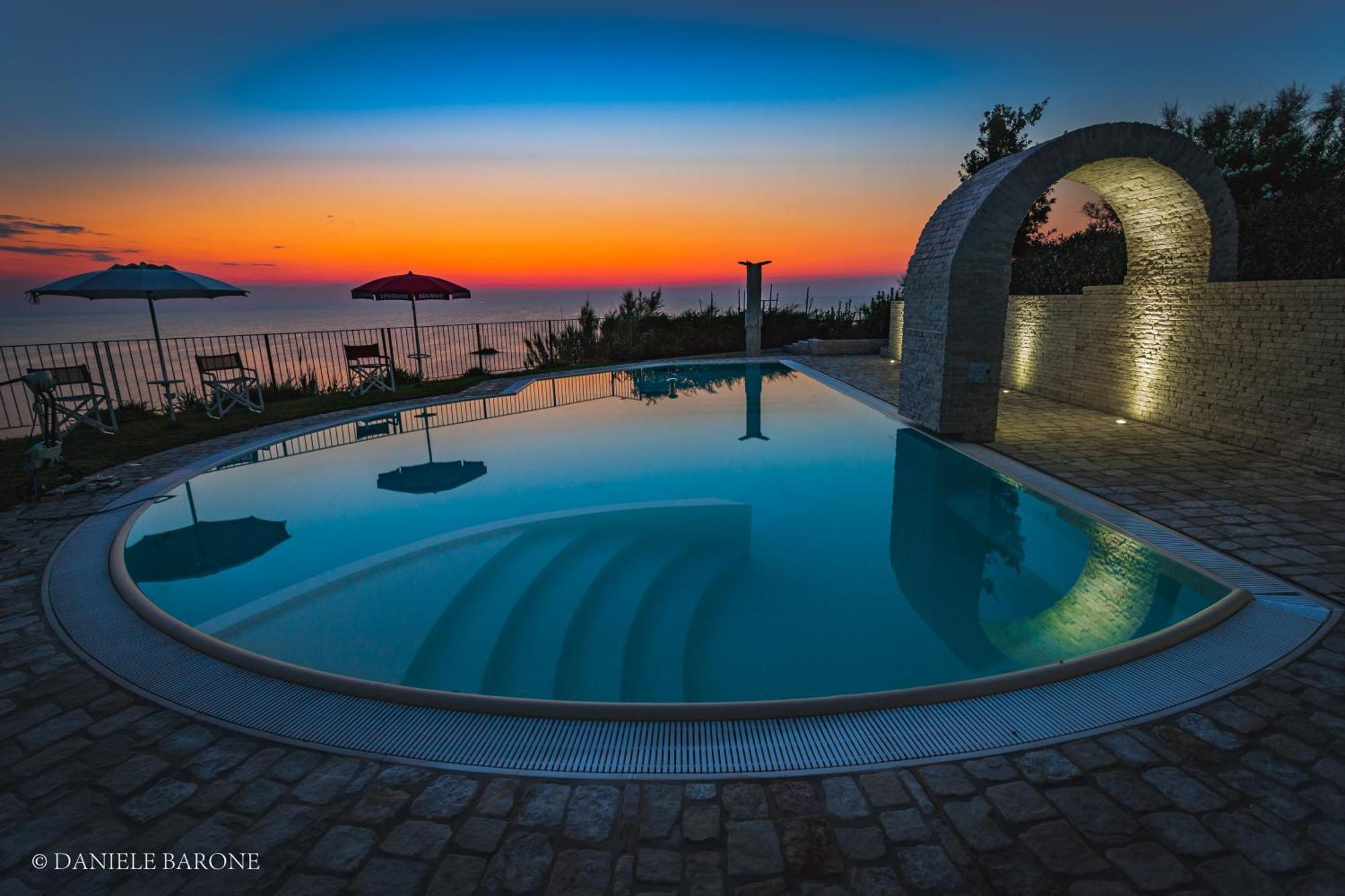 Baia Delphis Resort Vasto Exterior foto